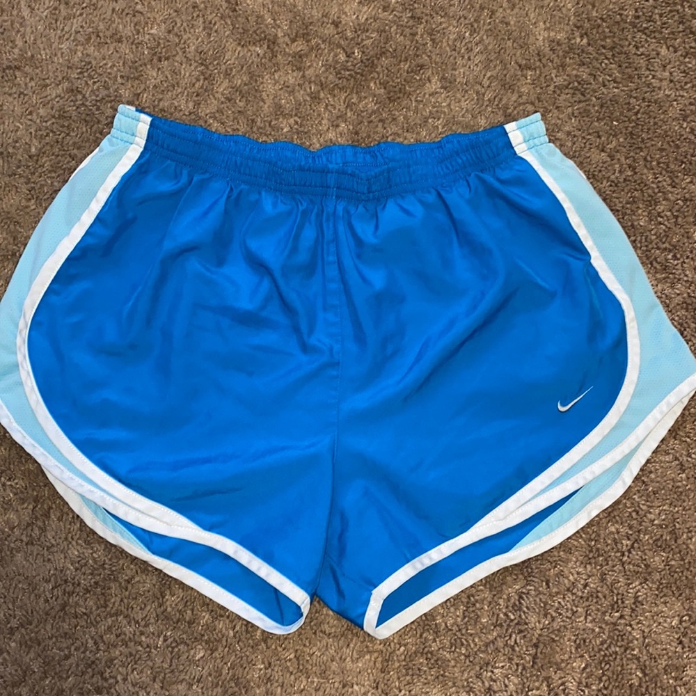 Women’s Nike Tempo shorts